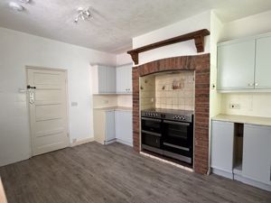 Photo 8- click for photo gallery